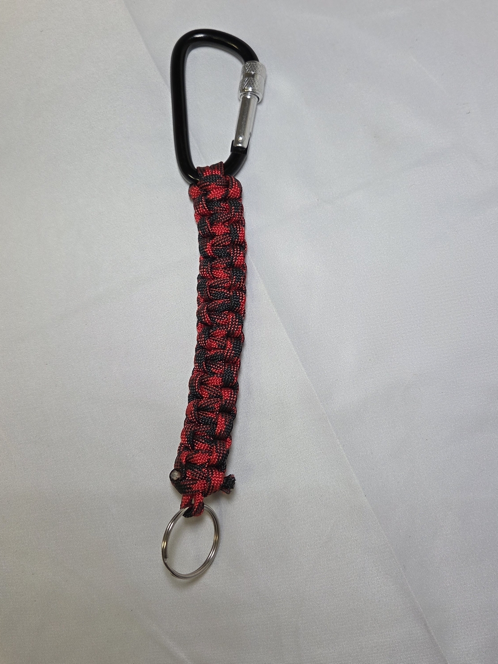 Paracord Keychain with Carabiner - Black & Red
